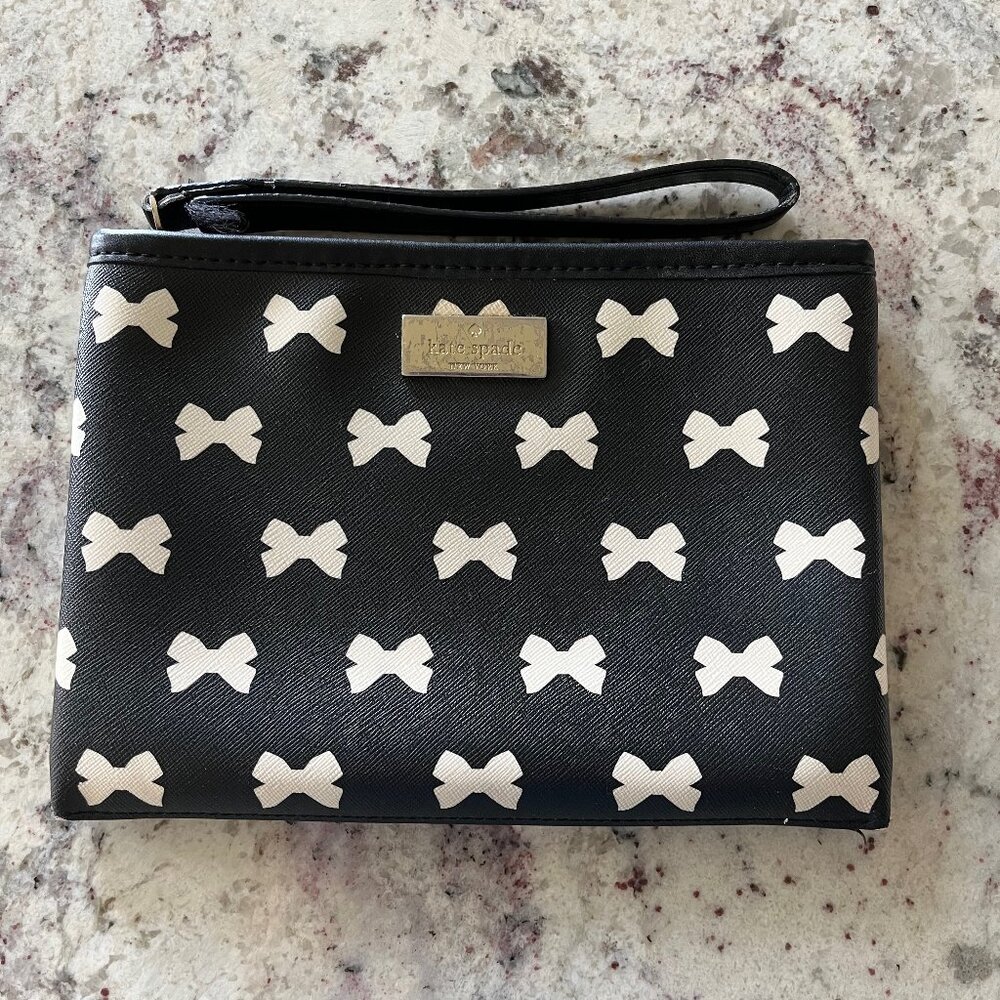 Kate Spade Bow Wristlet